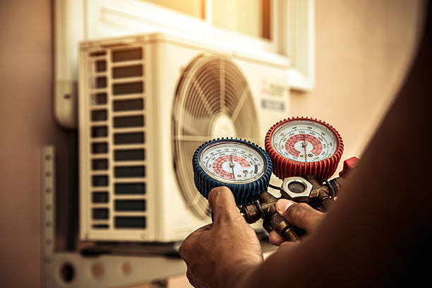 Professional Hvac technician working in Manteca, CA